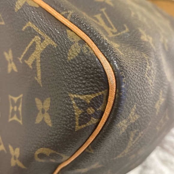 *SOLD* Louis Vuitton Speedy 30 - Picture 8 of 13